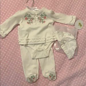 NWT baby girl set 3 mo.